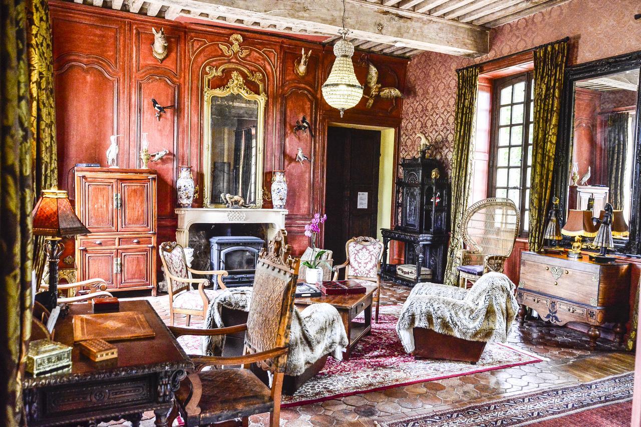 Chateau D'Origny, Chambres D'Hotes Et Restaurant Gastronomique Ouches Exteriör bild