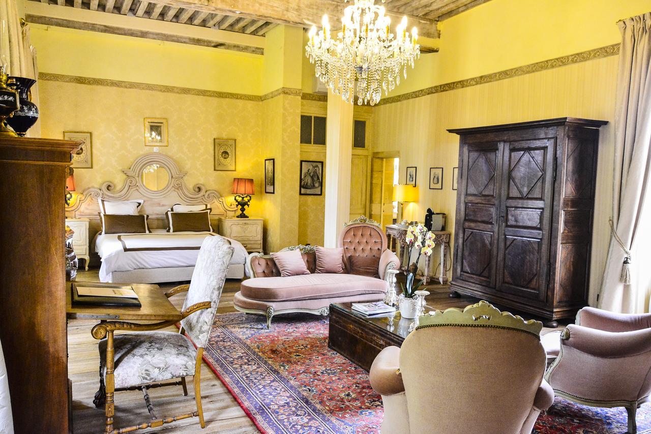 Chateau D'Origny, Chambres D'Hotes Et Restaurant Gastronomique Ouches Exteriör bild