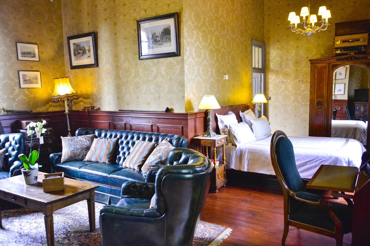 Chateau D'Origny, Chambres D'Hotes Et Restaurant Gastronomique Ouches Exteriör bild