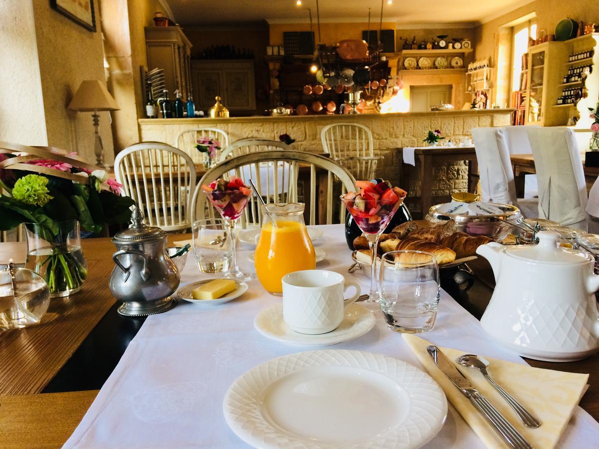 Chateau D'Origny, Chambres D'Hotes Et Restaurant Gastronomique Ouches Exteriör bild