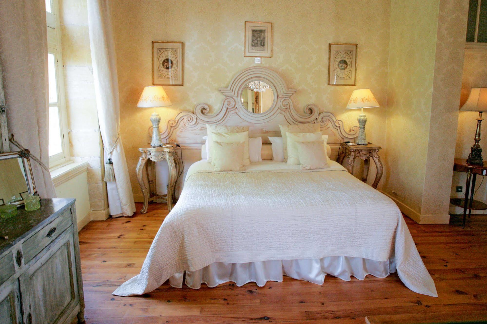 Chateau D'Origny, Chambres D'Hotes Et Restaurant Gastronomique Ouches Exteriör bild